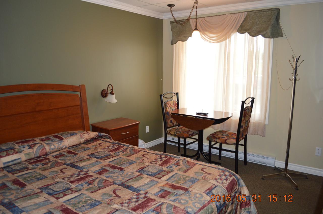 Motel-Auberge Helene Victoriaville Zewnętrze zdjęcie