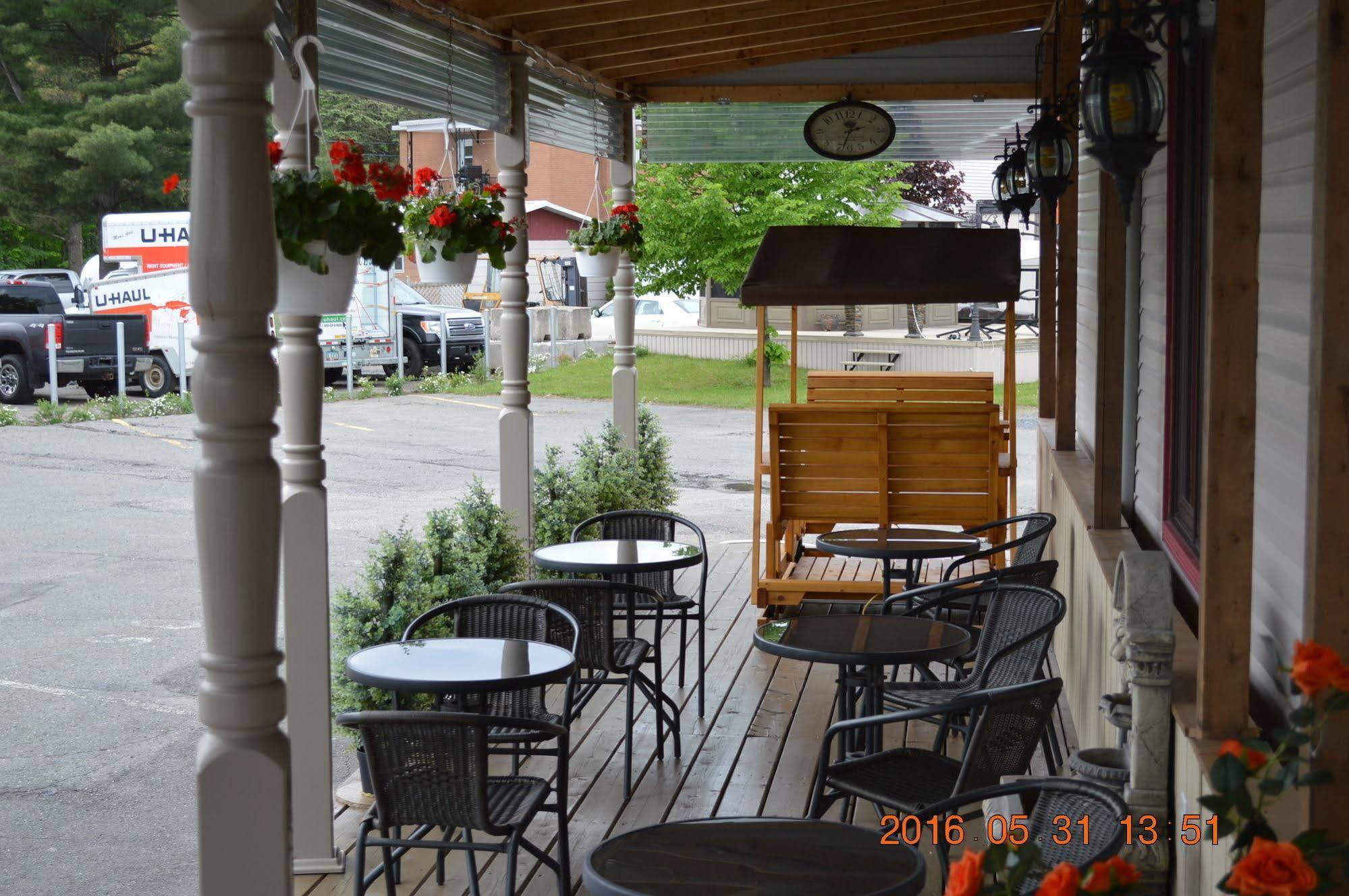 Motel-Auberge Helene Victoriaville Zewnętrze zdjęcie
